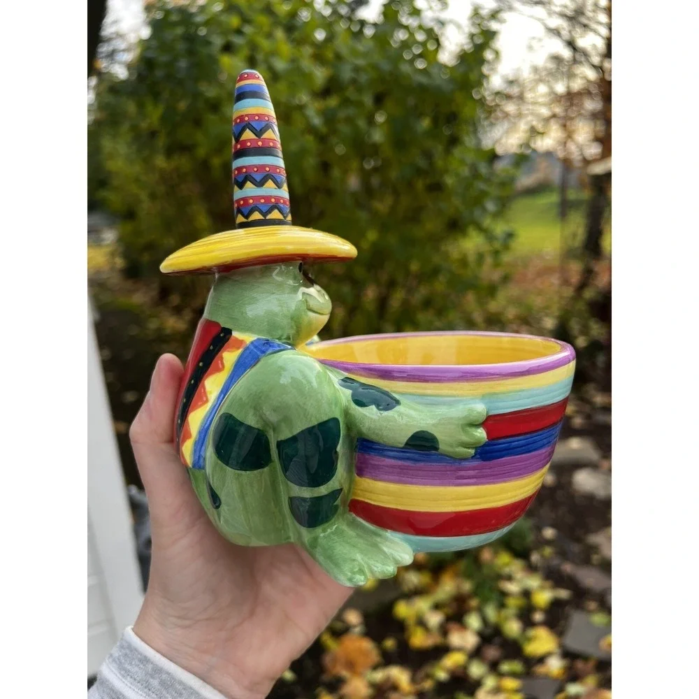 Boston Warehouse Frog Bowl with Sombrero Spreader Bright Ceramic ~ Cinco De Mayo